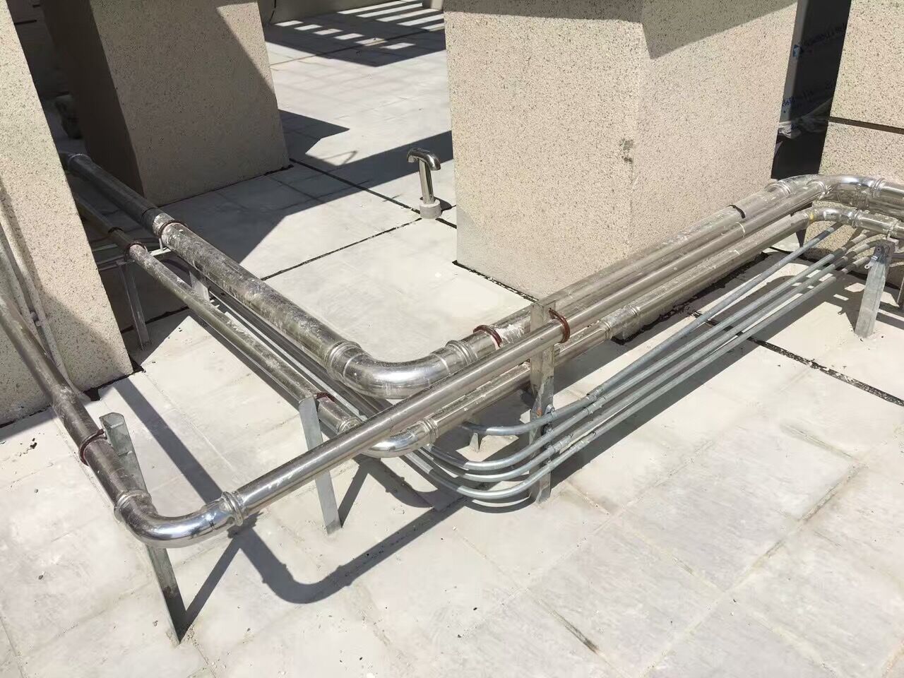 学校供水管道系统使用黄瓜视频黄片软件.jpg