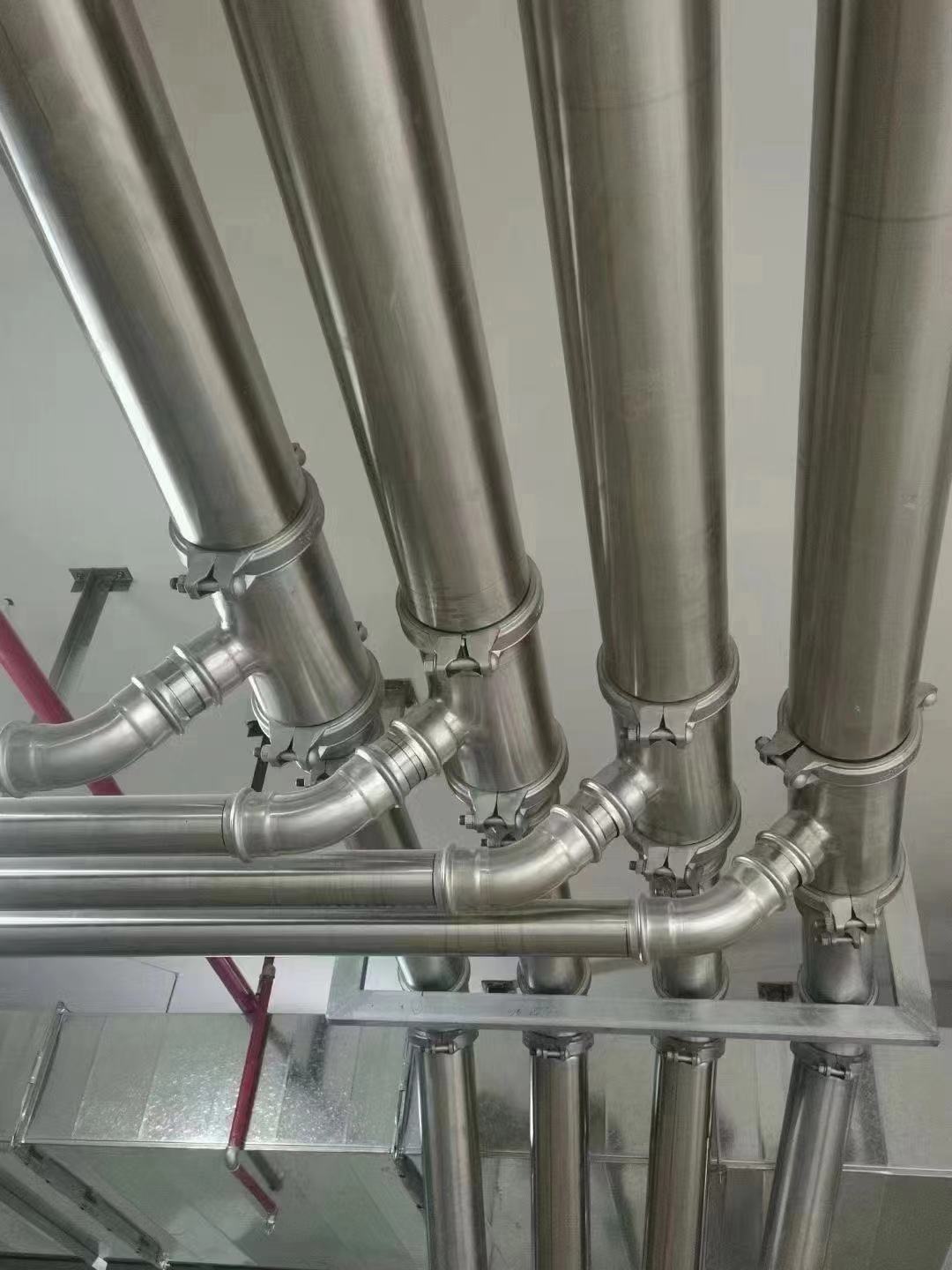黄瓜下载入口黄瓜视频下载APP最新版水管安装现场.jpg 黄瓜下载入口黄瓜视频下载APP最新版水管安装现场.jpg